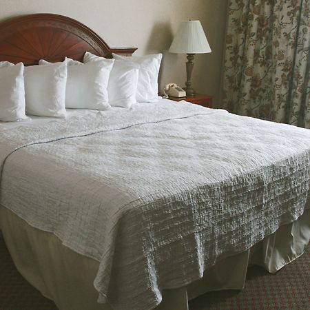 Hotel Луисвил Екстериор снимка